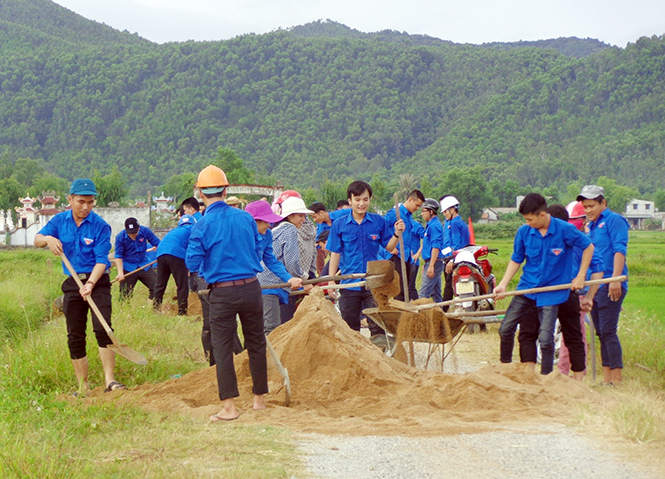 Xã Quảng Trung huy động sức mạnh tổng hợp từ nhiều nguồn lực để xây dựng nông thôn mới.