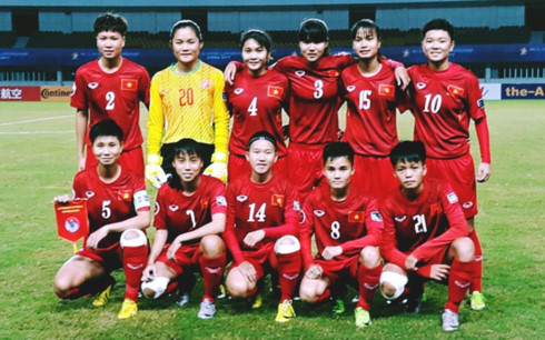  U19 nữ Việt Nam thua đậm U19 nữ Nhật Bản trong ngày ra quân (Ảnh: VFF).