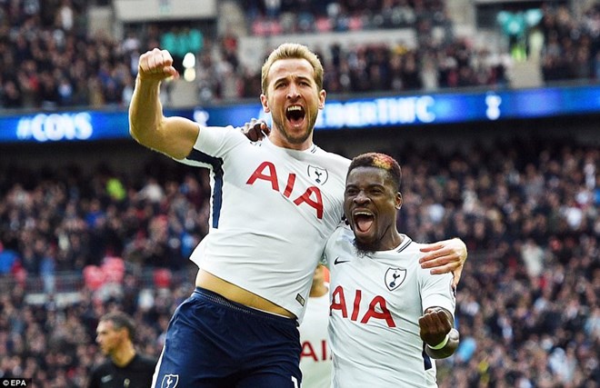 Kane lập cú đúp giúp Tottenham vùi dập Liverpool. (Nguồn: EPA)