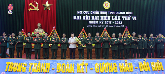Ban Chấp hành Hội CCB tỉnh nhiệm kỳ 2017-2022 ra mắt đại hội.