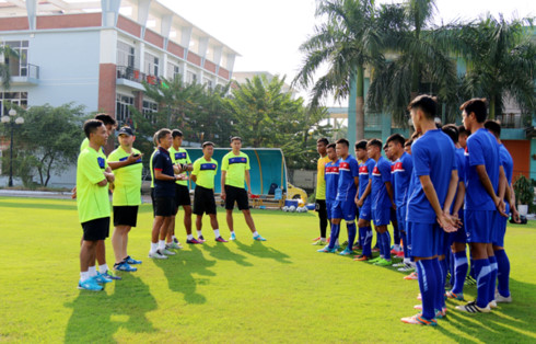  Các cầu thủ U19 Việt Nam đang có tinh thần và thể lực sung mãn để chuẩn bị cho các trận đấu ở Vòng loại U19 châu Á. (Ảnh: VFF)