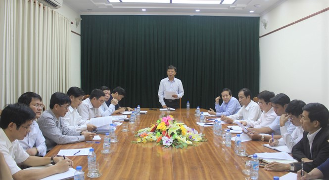 Đồng chí Nguyễn Hữu Hoài, Phó Bí thư Tỉnh ủy, Chủ tịch UBND tỉnh kết luận buổi làm việc.