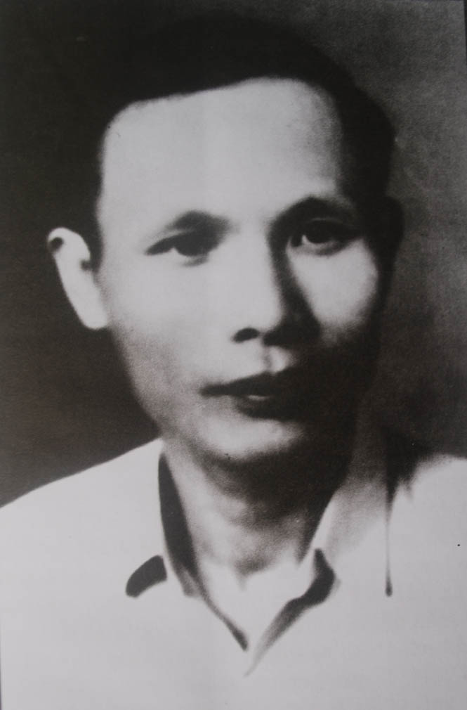 Chân dung nhà giáo, nhà báo, nhà thơ Phan Văn Khuyến