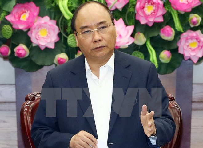 Thủ tướng Nguyễn Xuân Phúc chủ trì Phiên họp Chính phủ thường kỳ tháng 11 năm 2017. (Ảnh: Thống Nhất/TTXVN)