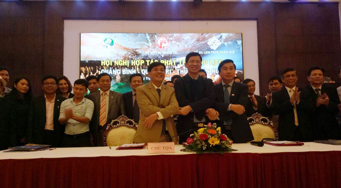 Lễ ký kết biên bản hợp tác phát triển du lịch năm 2018 giữa Sở Du lịch Quảng Bình, Sở Du lịch Thừa Thiên Huế và Sở Văn hóa, Thể thao và Du lịch Quảng Trị.
