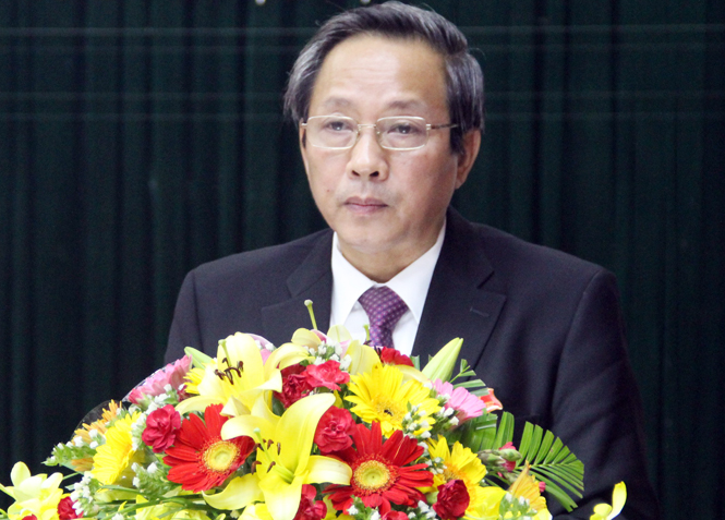 Đồng chí Hoàng Đăng Quang, Chủ tịch HĐND tỉnh phát biểu kết luận kỳ họp.