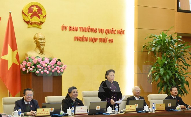 Chủ tịch Quốc hội Nguyễn Thị Kim Ngân chủ trì và phát biểu bế mạc Phiên họp thứ 19 của Ủy ban Thường vụ Quốc hội. (Ảnh: Trọng Đức/TTXVN)