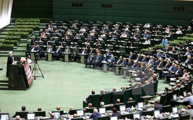 Một phiên họp của Quốc hội Iran. (Nguồn: AFP/TTXVN)