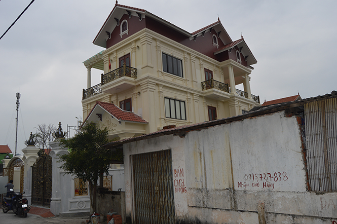 Căn biệt thự 3 tầng trị giá hơn 7 tỷ đồng của anh Nguyễn Công Hoan đang được hoàn thiện