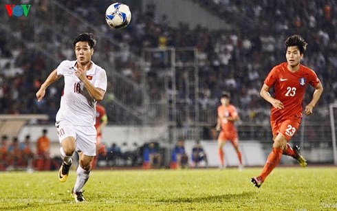  Năm ngoái, U23 Việt Nam từng gặp Hàn Quốc trên sân Thống Nhất và nhận trận thua 1-2. (Ảnh: Bích Thùy)