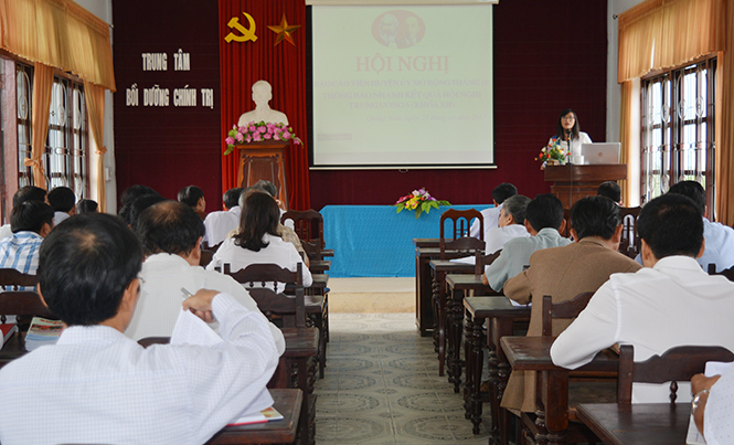  Huyện ủy Quảng Ninh tổ chức triển khai học tập nghị quyết của Đảng nghiêm túc, hiệu quả.