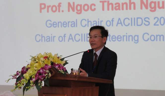 GS.TSKH Nguyễn Ngọc Thành phát biểu khai mạc Hội nghị khoa học Quốc tế ACIIDS 2018.