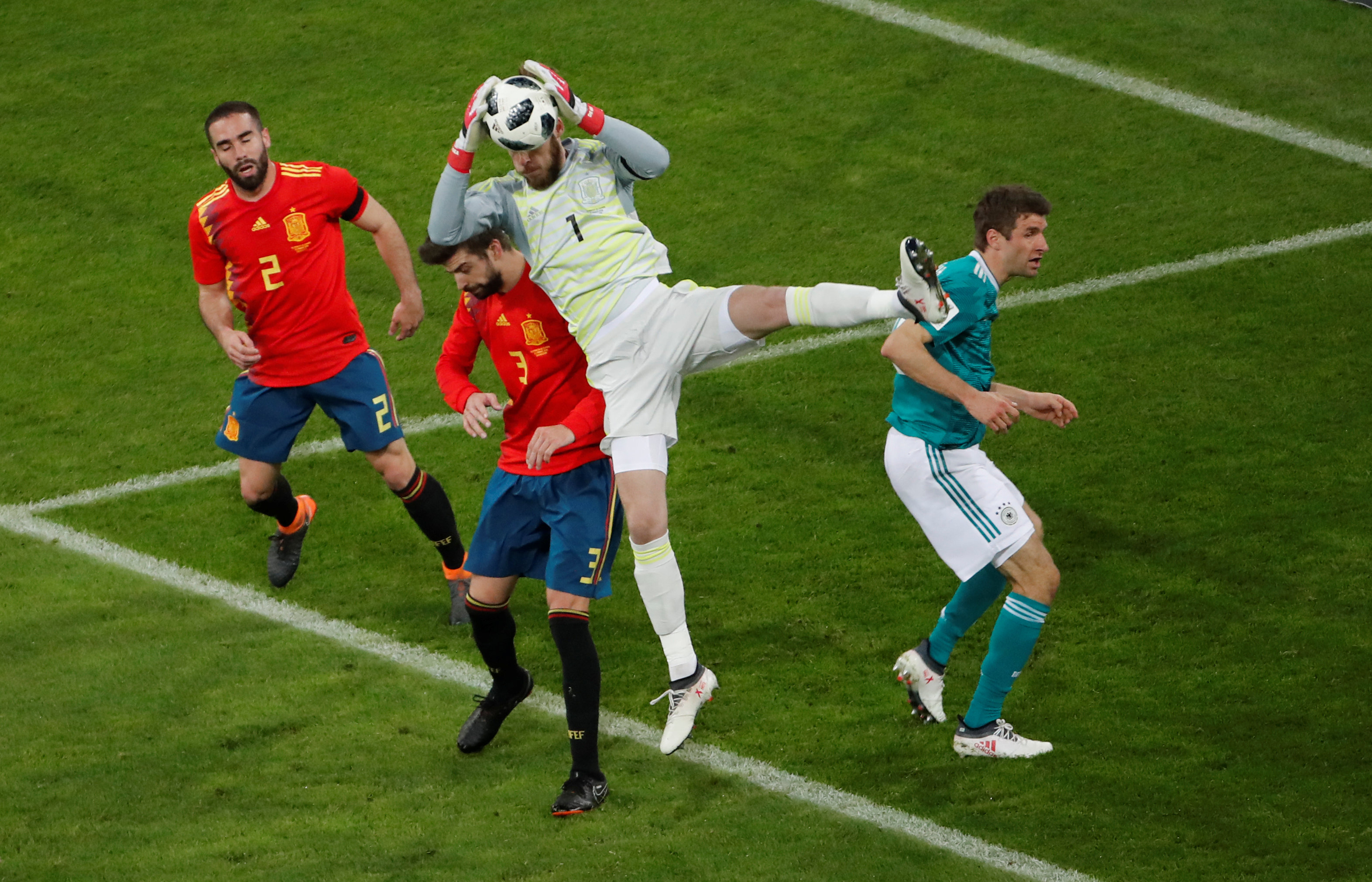 Tây Ban Nha và Đức sẽ tiếp tục có những trận đấu lớn sau khi bất phân thắng bại. Ảnh: REUTERS