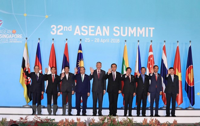 Thủ tướng Nguyễn Xuân Phúc và các trưởng đoàn tham dự hội nghị. (Ảnh: Thống Nhất/TTXVN)