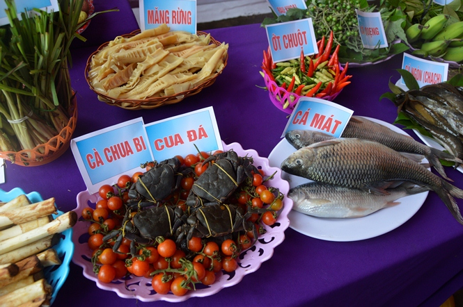 Cua đá, cá mát và một số rau quả đặc sản của núi rừng Minh Hóa