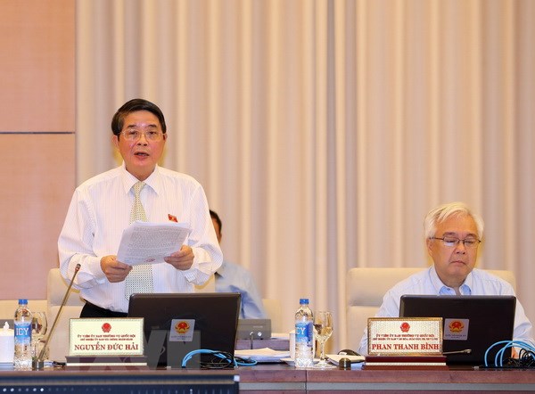 Chủ nhiệm Ủy ban Tài chính Ngân sách của Quốc hội Nguyễn Đức Hải phát biểu. (Ảnh: Trọng Đức/TTXVN)