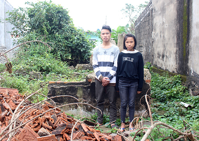 Ngôi nhà bố mẹ để lại cho ba chị em Huyền bị bão số 10 năm 2017 san phẳng