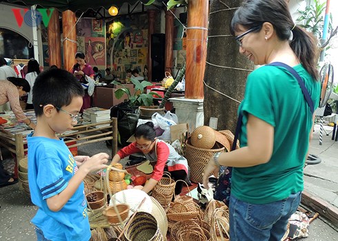 Ngày Gia đình Việt Nam 28-6: Nguy cơ tổ ấm thành nhà trọ