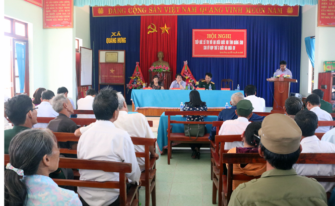 Đại biểu Quốc hội tiếp xúc với cử tri huyện Quảng Trạch ngày 22-6-2018 tại xã Quảng Hưng