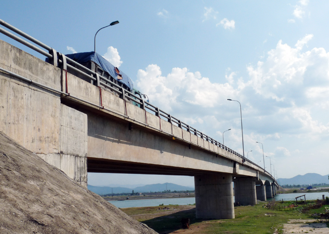 Cầu Quảng Hải-điểm nhấn của hệ thống giao thông vùng nam thị xã Ba Đồn.