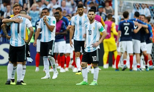 Pháp 4-3 Argentina: Buồn nào hơn nỗi buồn của Lionel Messi?
