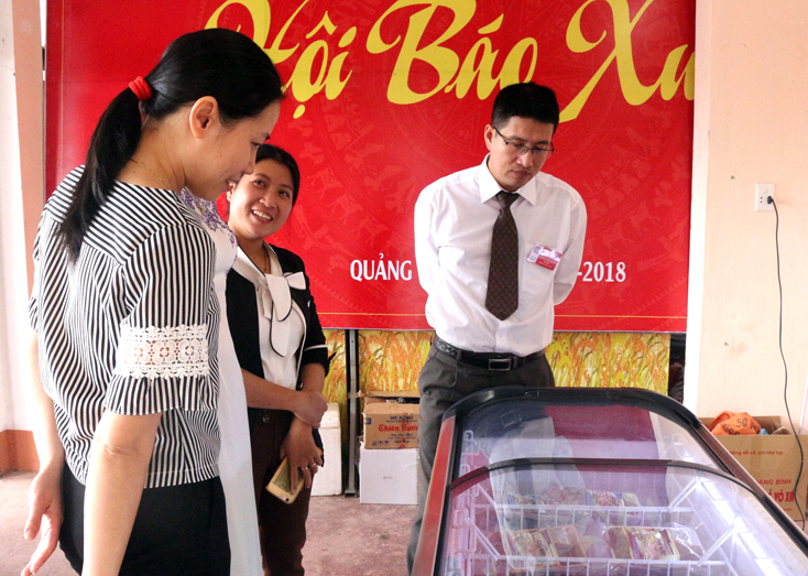 Để sản phẩm đến gần hơn với người tiêu dùng, chị Nguyễn Thị Sương đặc biệt ưu tiên khâu quảng bá, giới thiệu.