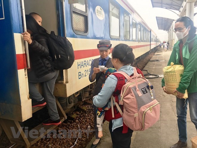 Đường sắt đồng loạt giảm giá vé nhiều mác tàu cho hành khách. (Ảnh: Phương Linh/Vietnam+).