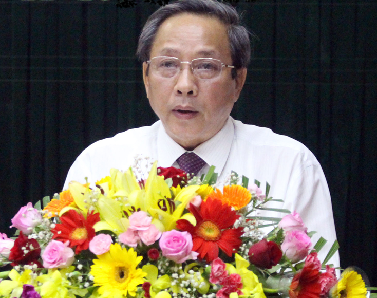 Đồng chí Hoàng Đăng Quang, Ủy viên Trung ương Đảng, Bí thư Tỉnh ủy, Chủ tịch UBND tỉnh phát biểu khai mạc kỳ họp.