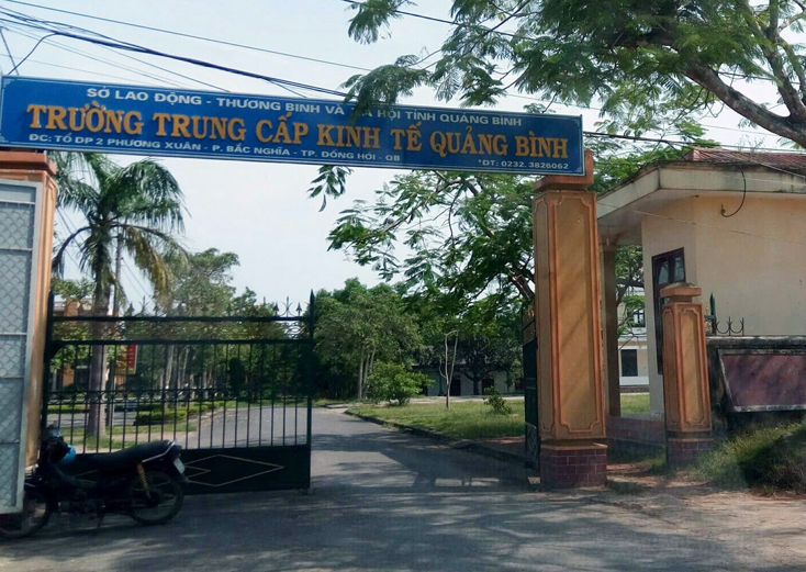 Trường trung cấp Kinh tế Quảng Bình nơi bị công dân, dư luận tố cáo, phản ánh có nhiều dấu hiệu sai phạm trong công tác tuyển sinh, đào tạo và quản lý tài chính, ngân sách.