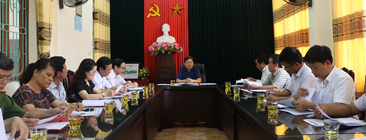 Đồng chí Nguyễn Tiến Hoàng, TUV, Phó Chủ tịch UBND tỉnh, Trưởng Ban chỉ đạo đề án chủ trì hội nghị.