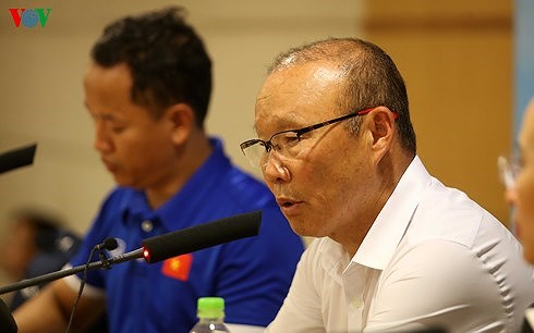 HLV Park Hang Seo muốn tiếp tục thử nghiệm đội hình ở trận Olympic Việt Nam gặp Olympic Uzbekistan. (Ảnh: T.P)