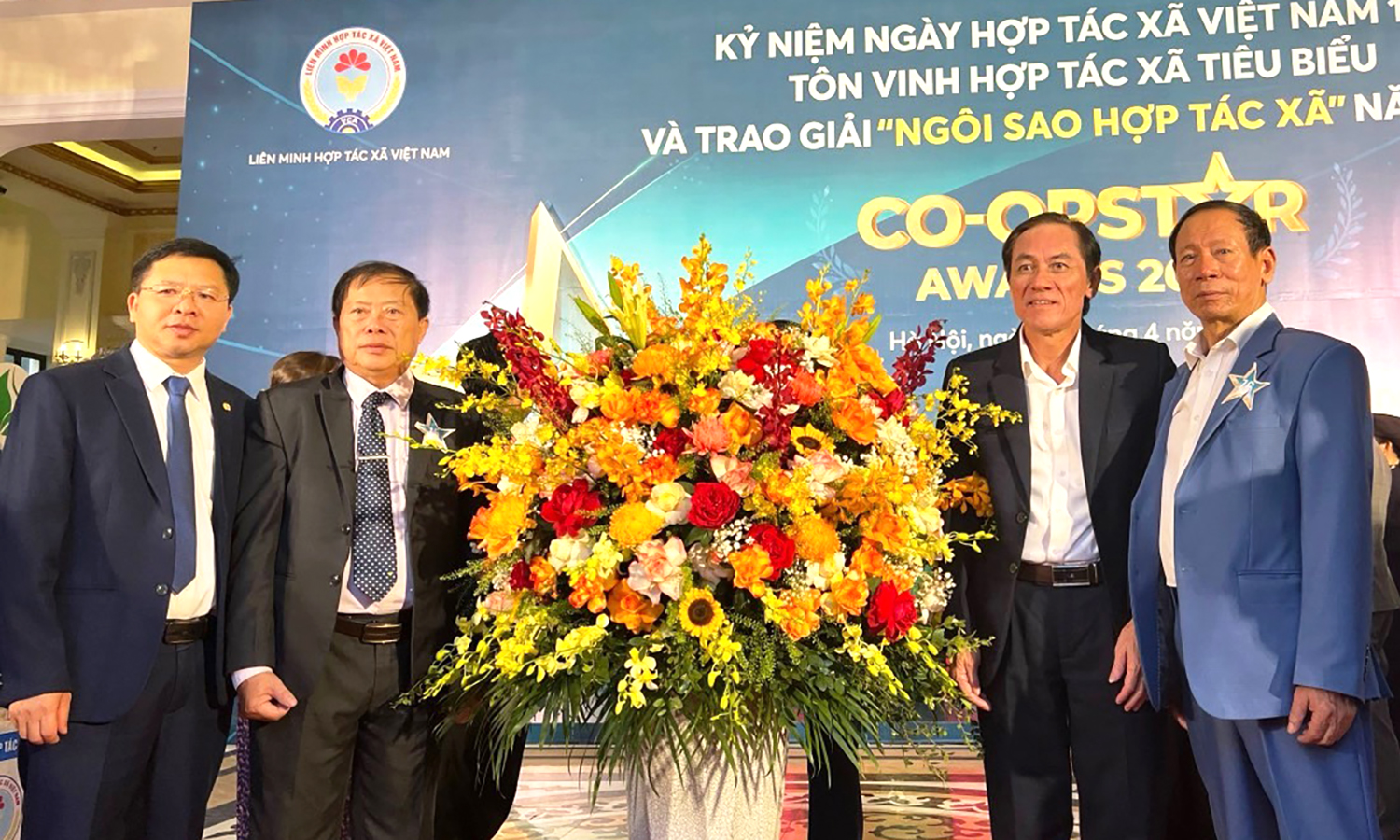 Quảng Bình có 3 hợp tác xã được trao giải "Ngôi sao hợp tác xã" năm 2024