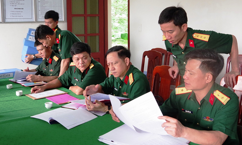 Bộ Tư lệnh Quân khu 4: Kiểm tra thực hiện quy chế dân chủ ở cơ sở