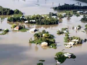 Cảnh lũ lụt tại tỉnh Long An. (Nguồn: TTXVN).