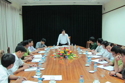 Đồng chí Nguyễn Xuân Quang Phó Chủ tịch  Thường trực UBND tỉnh, phát biểu kết luận tại cuộc họp.