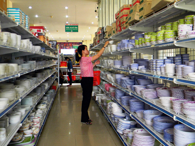 Các mặt hàng tiêu dùng mang thương hiệu Việt luôn được người dân tin dùng.