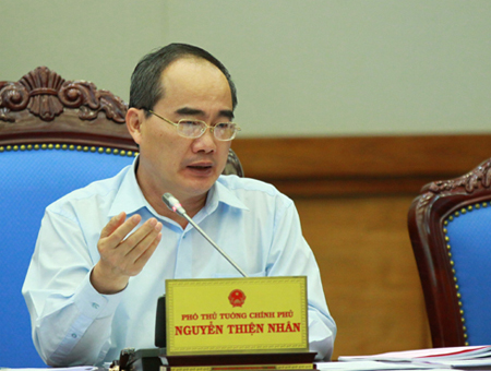 Phó Thủ tướng Nguyễn Thiện Nhân chủ trì buổi làm việc với Ban Tuyên giáo Trung ương, các Bộ, ngành, Hội đồng Phê bình lý luận văn học, nghệ thuật Trung ương để nghe báo cáo sơ kết 5 năm thực hiện Nghị quyết 23-NQ/TW của Bộ Chính trị về việc tiếp tục xây dựng và phát triển văn học nghệ thuật trong thời kỳ mới, chiều 7-6,. Ảnh: VGP/Từ Lương