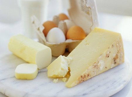  Không thể tùy tiện bổ sung canxi cho trẻ.