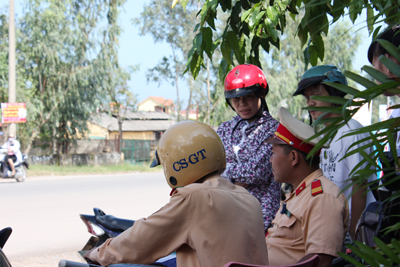 Công an huyện Minh Hoá và Phòng CSGT Công an tỉnh luôn có phương án phối hợp tăng cường tuần tra, kiểm soát các tuyến đường trọng điểm trên địa bàn.