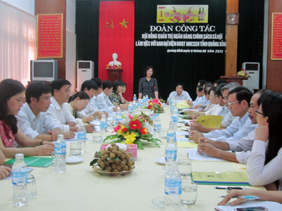 Toàn cảnh buổi làm việc.