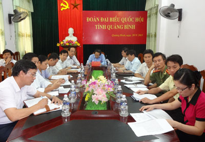 Các đại biểu tham dự phiên chất vấn tại điểm cầu tỉnh ta