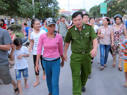 Lực lượng chức năng tiếp cận được người phụ nữ này.