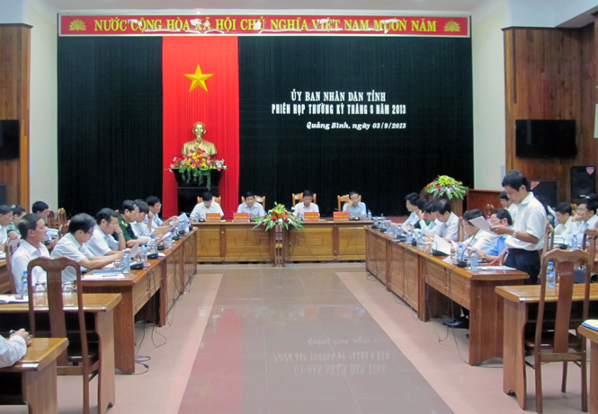 Các đại biểu dự hội nghị.