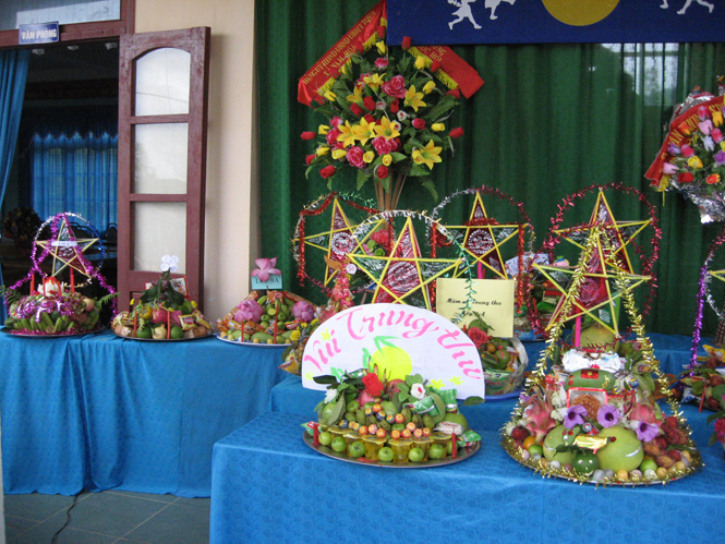 Mâm cỗ trung thu, món quà đặc biệt cho trẻ nhỏ trong đêm hội.