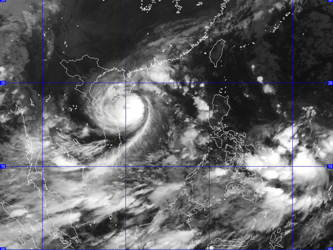 Ảnh mây vệ tinh bão số 10. (Nguồn: TT DBKTTV TƯ)