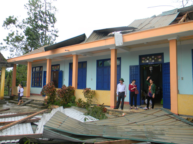 Trường Mầm non Lê Hóa bị tốc mái hoàn toàn.