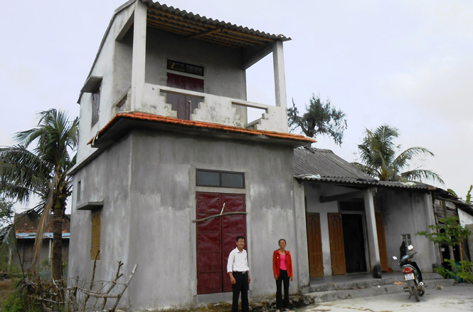 Nhà chòi tránh lũ của gia đình chị Võ Thị Hoàn ở thôn Hoà Bình, xã Tân Ninh (Quảng Ninh).