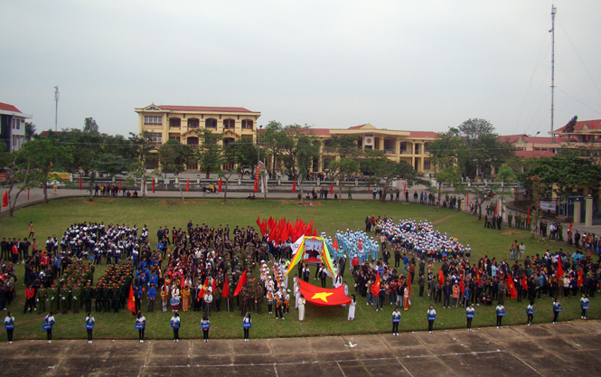 Toàn cảnh Đại hội TDTT huyện Quảng Ninh lần thứ V,  năm 2013.
