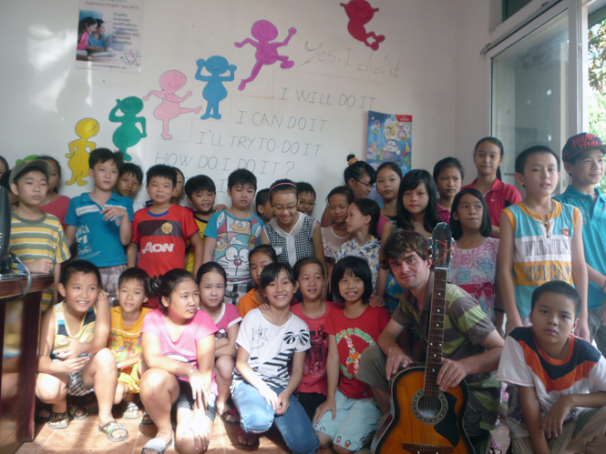 Các học viên Trung tâm ngoại ngữ Hồng Minh.