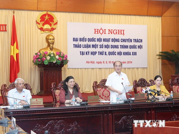 Chủ tịch Quốc hội Nguyễn Sinh Hùng chủ trì và phát biểu khai mạc Hội nghị. (Ảnh: Nhan Sáng/TTXVN)